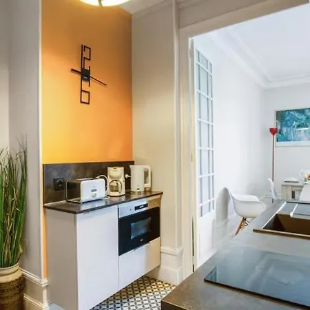 Apartment Balcon Sur Le *