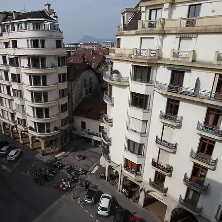 Balcon Sur Le Apartment